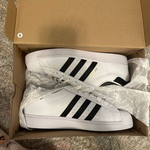 Adidas Superstar